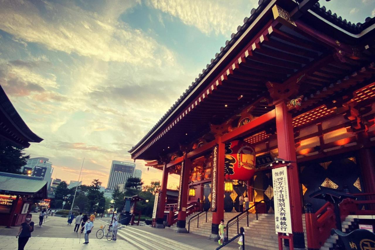 Toe Library Tokyo Asakusa Bagian luar foto